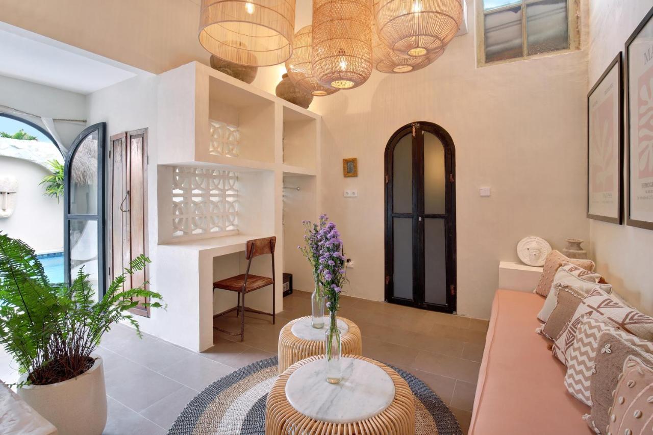 Seminyak Beach Bungalow Studio Villa 1 With Private Pool Sbb1 ภายนอก รูปภาพ
