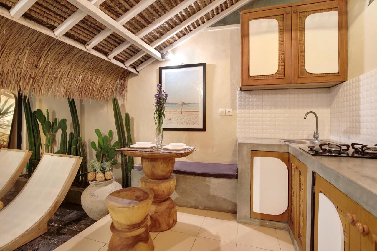 Seminyak Beach Bungalow Studio Villa 1 With Private Pool Sbb1 ภายนอก รูปภาพ